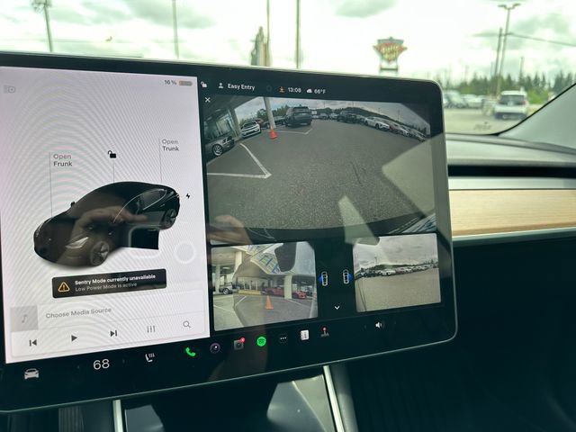Used 2020 Tesla Model 3 Standard Range Plus RWD image 13