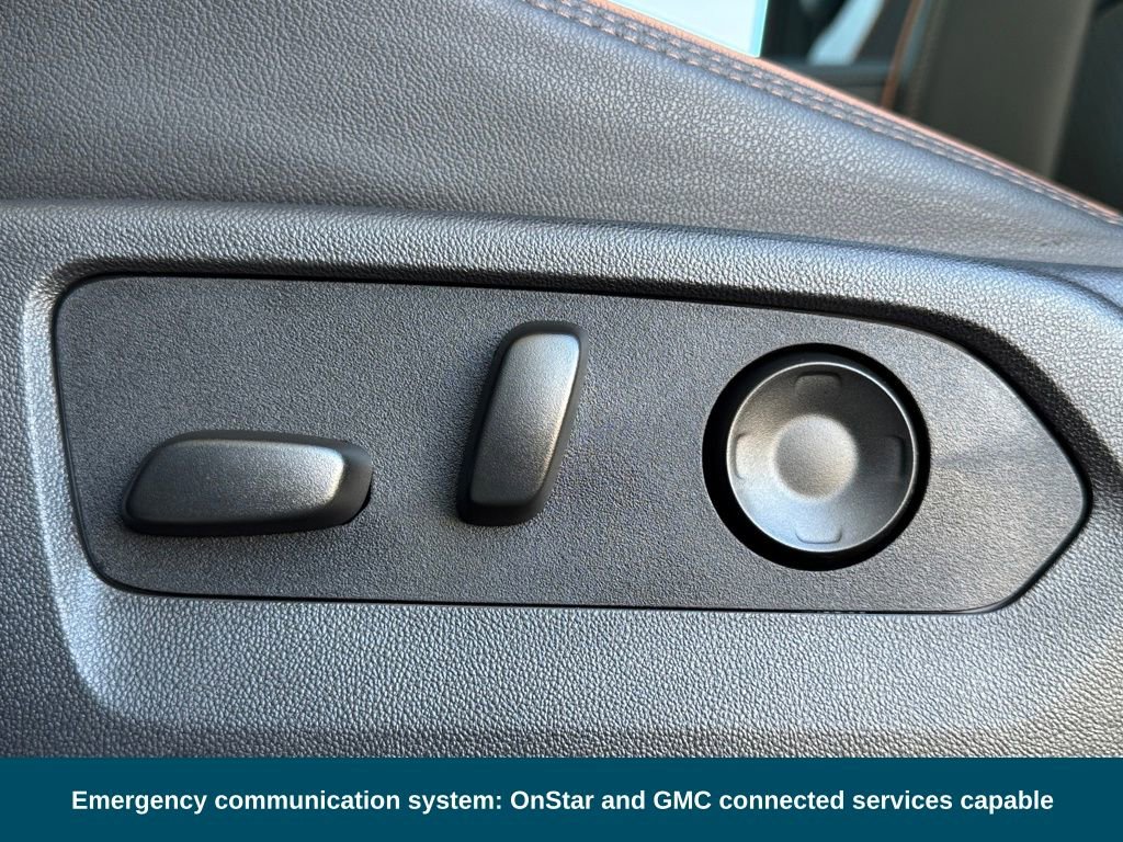 Used 2025 GMC Yukon AT4 w/ AT4 Premium Package image 21