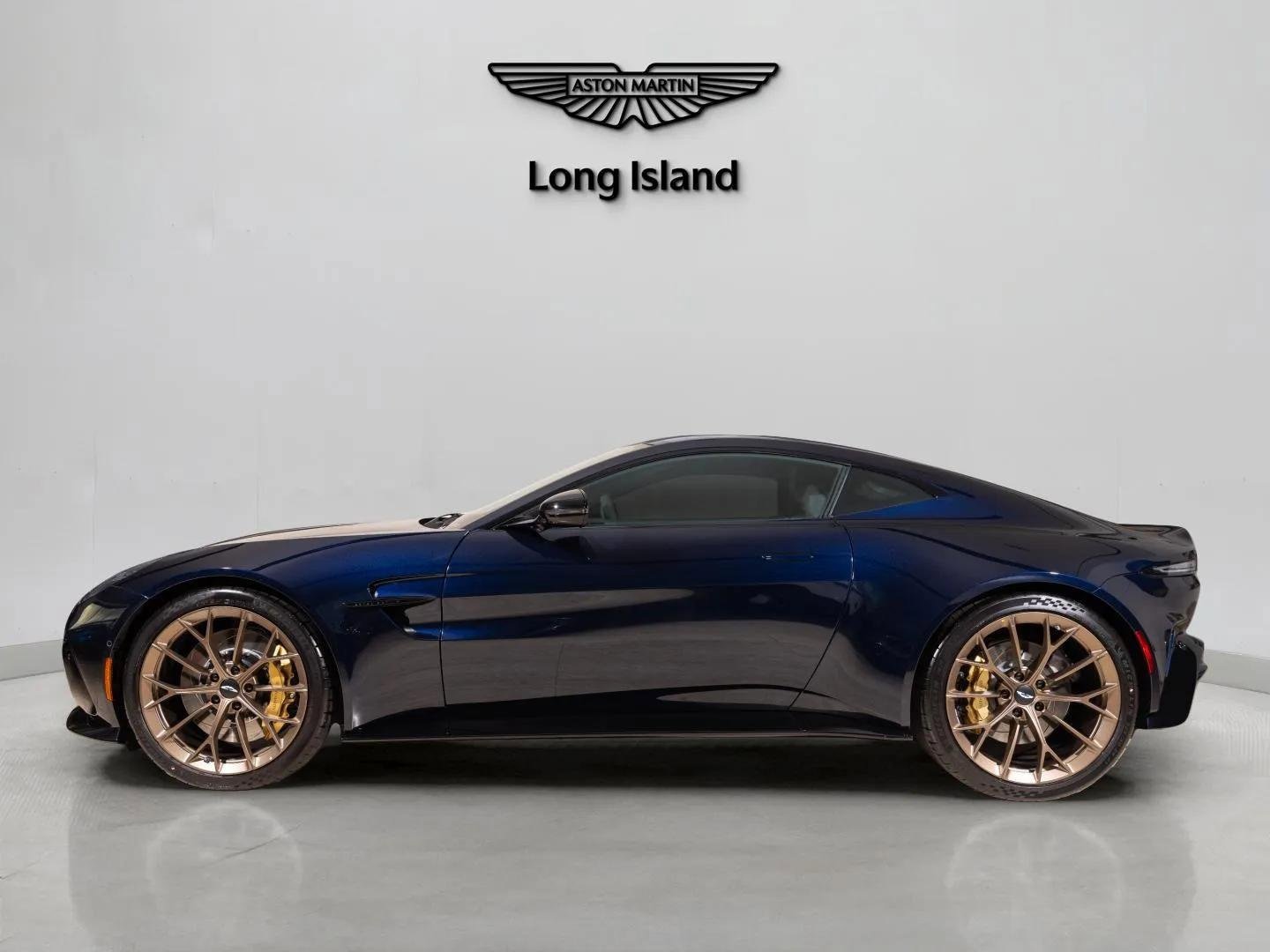 New 2026 Aston Martin V8 Vantage Coupe image 5