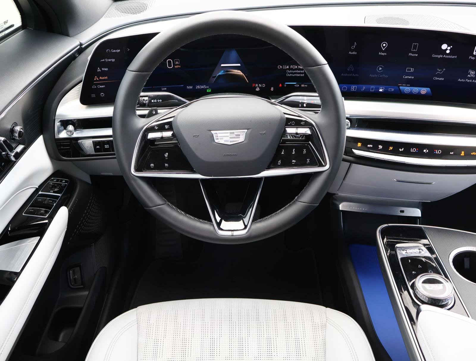 Certified 2024 Cadillac Lyriq Sport RWD image 14