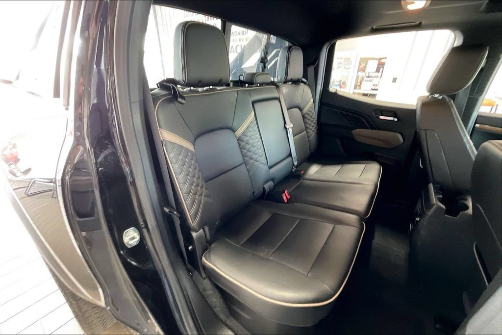 Used 2023 GMC Canyon Denali AWD/4WD image 15