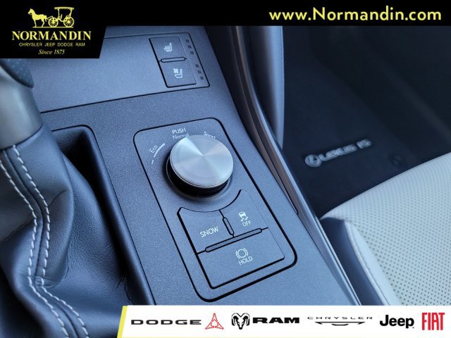 Used 2023 Lexus IS 350 F Sport w/ Navigation Package RWD image 13