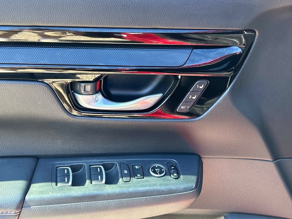 Used 2023 Honda CR-V Sport Touring image 16
