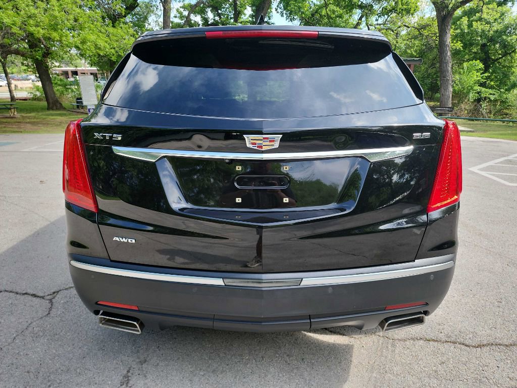 Used 2018 Cadillac XT5 Luxury AWD/4WD image 6
