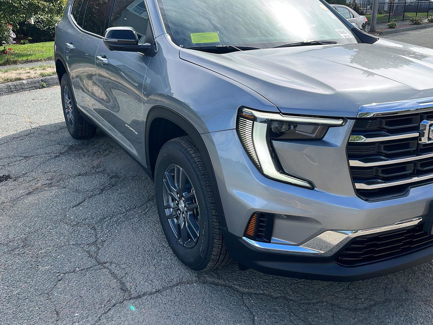 New 2026 GMC Acadia Elevation image 2