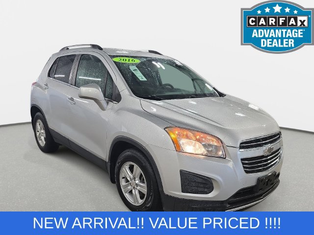 Used 2016 Chevrolet Trax LT w/ LPO, Protection Package FWD image 3