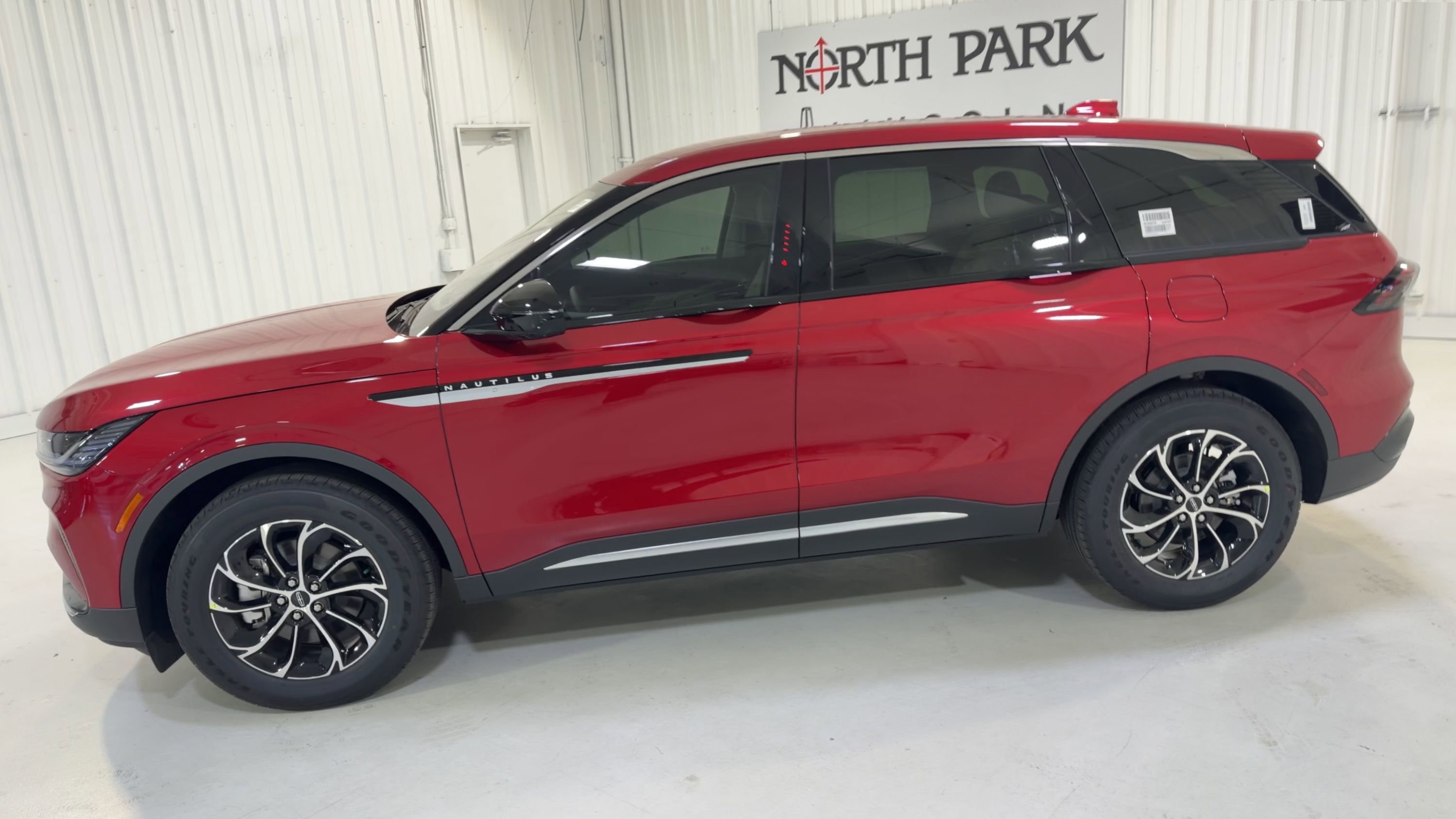 New 2026 Lincoln Nautilus Premier AWD/4WD image 6