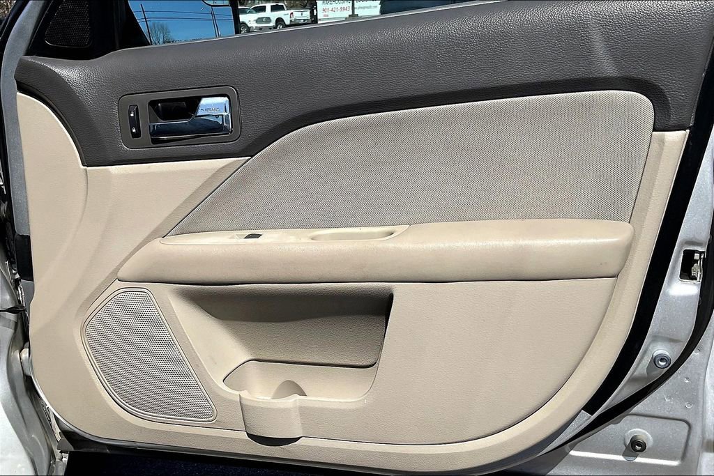 Used 2011 Ford Fusion SE w/ 201A Rapid Spec Order Code image 23