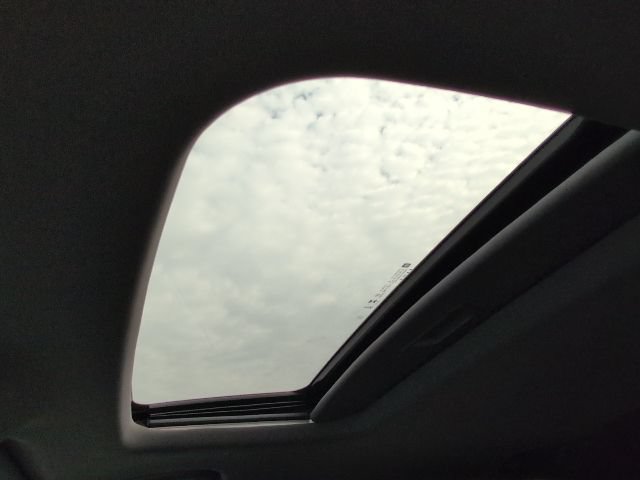 New 2026 Chevrolet Trax RS w/ Sunroof Package FWD image 23