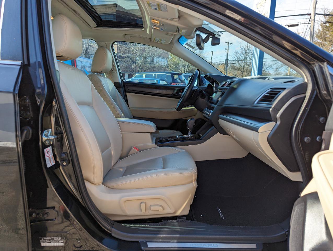 Used 2017 Subaru Legacy 2.5i Limited image 30