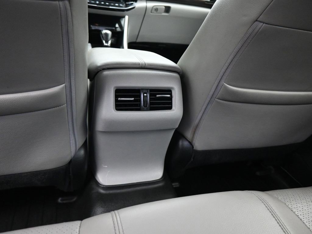 Used 2016 Honda Accord EX-L image 15