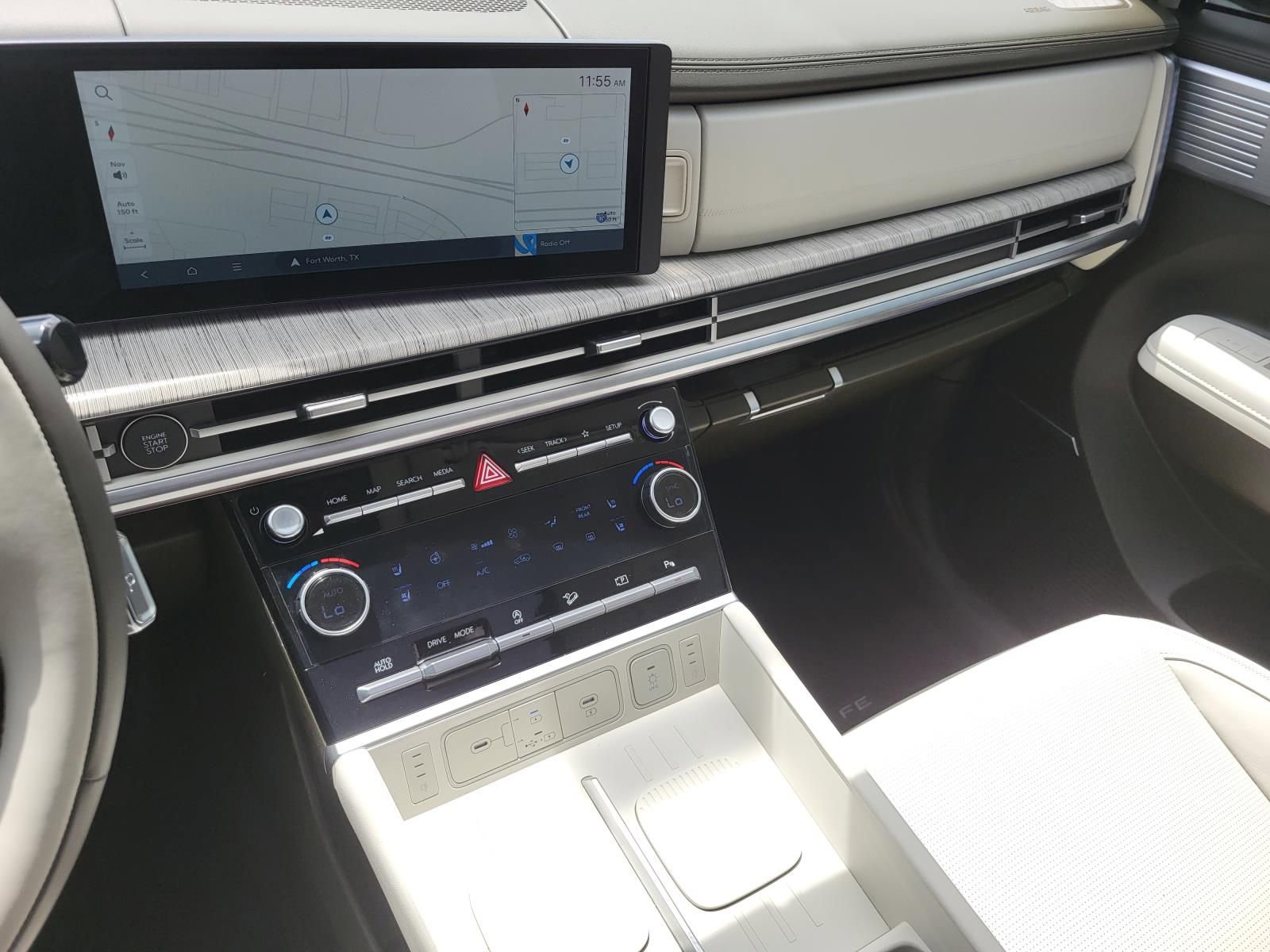 Used 2025 Hyundai Santa Fe Calligraphy FWD image 24