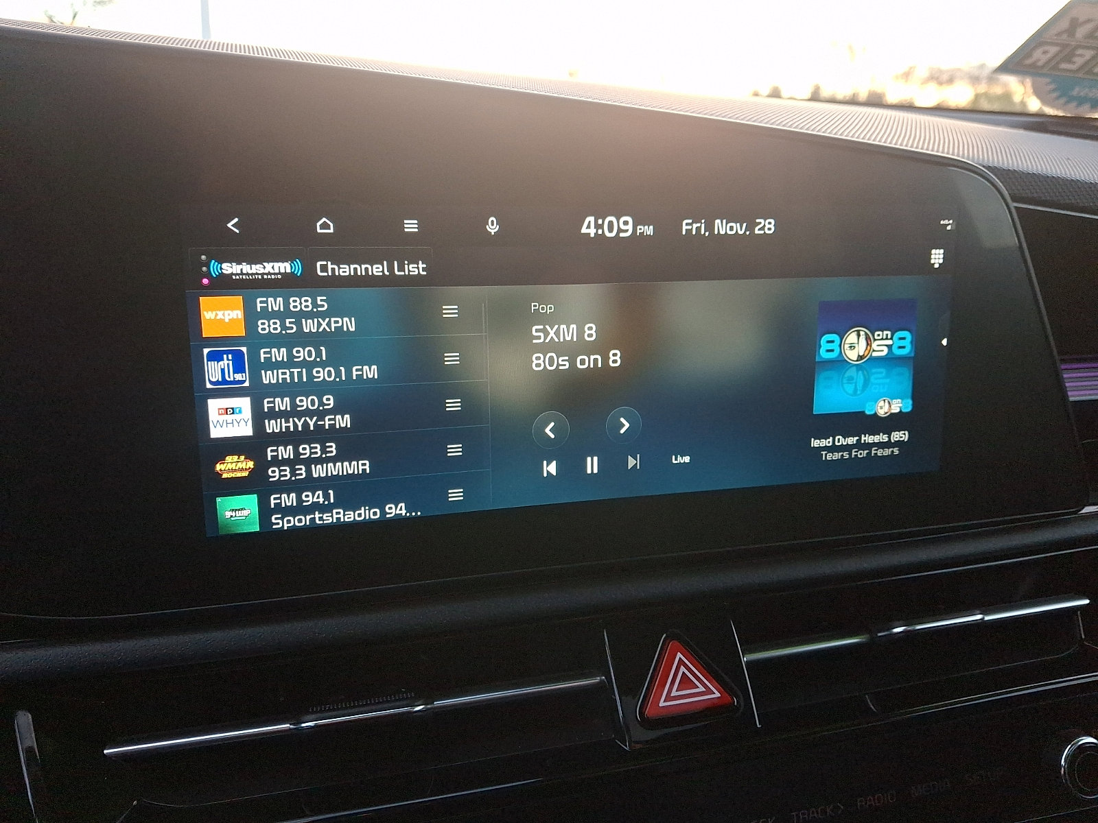 Certified 2023 Kia Niro SX Touring image 18