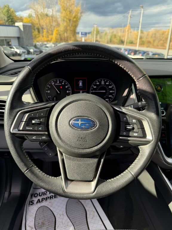 Used 2021 Subaru Outback Premium image 10