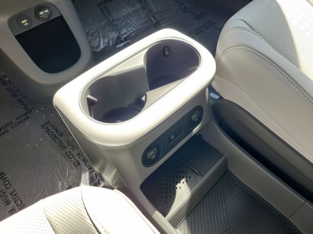 New 2024 Hyundai Ioniq 5 Limited image 17