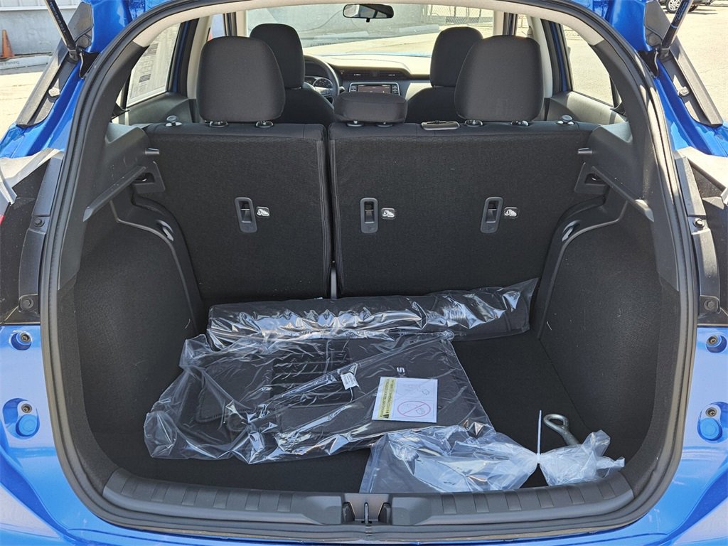 New 2025 Nissan Kicks Play S image 10