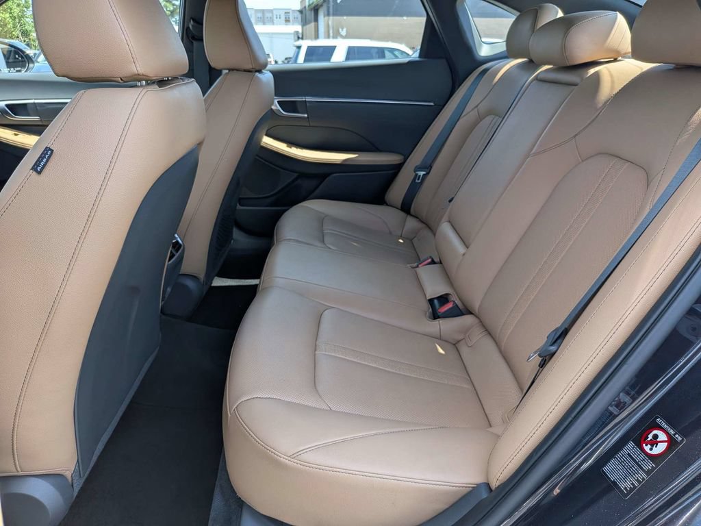 Used 2023 Hyundai Sonata Limited FWD image 13