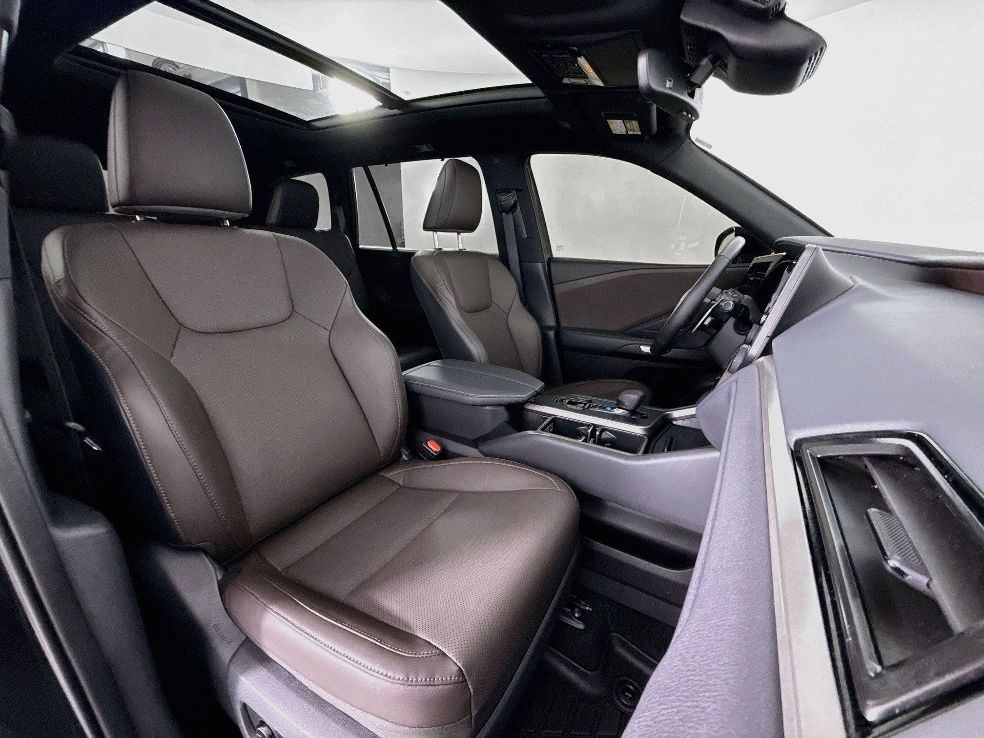 Certified 2025 Lexus TX 350 FWD w/ Technology Package image 27