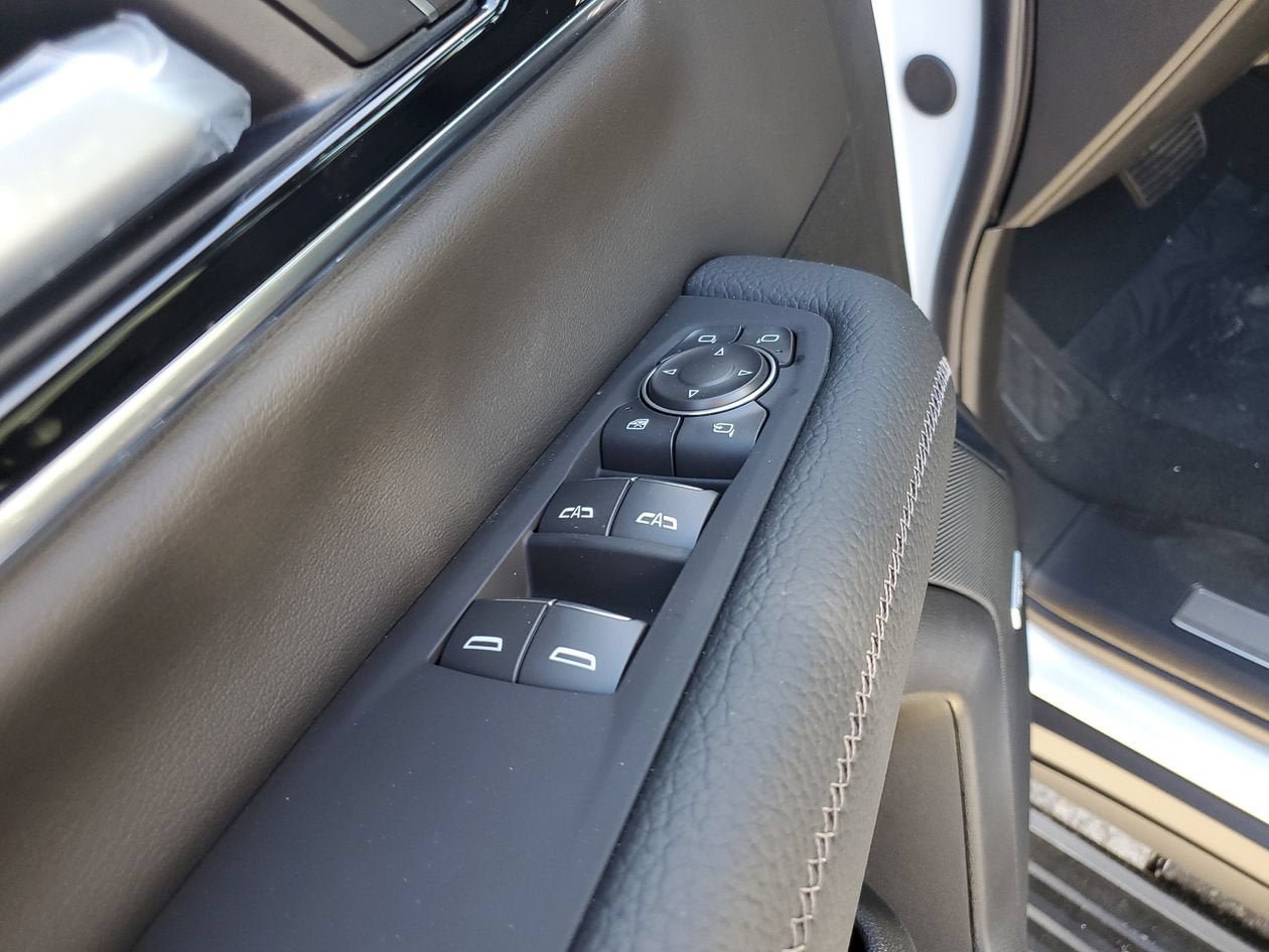 New 2026 GMC Yukon XL Denali w/ Sun & Power Step Package AWD/4WD image 18
