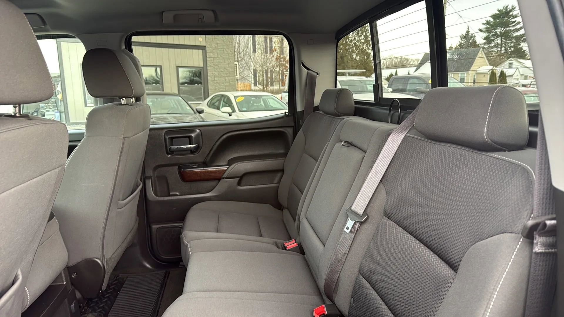 Used 2017 GMC Sierra 1500 SLE w/ SLE Value Package image 19