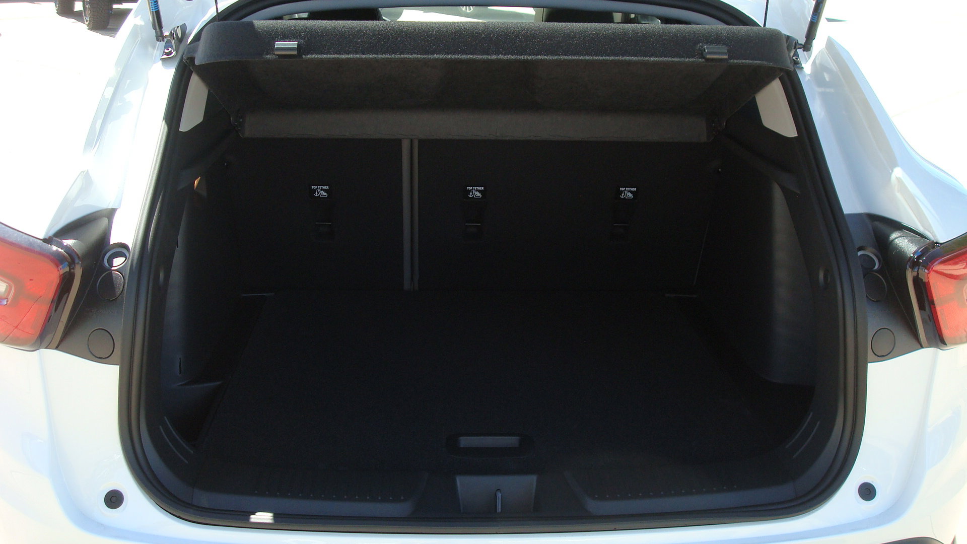 New 2025 Chevrolet Trax ACTIV w/ Sunroof Package image 13