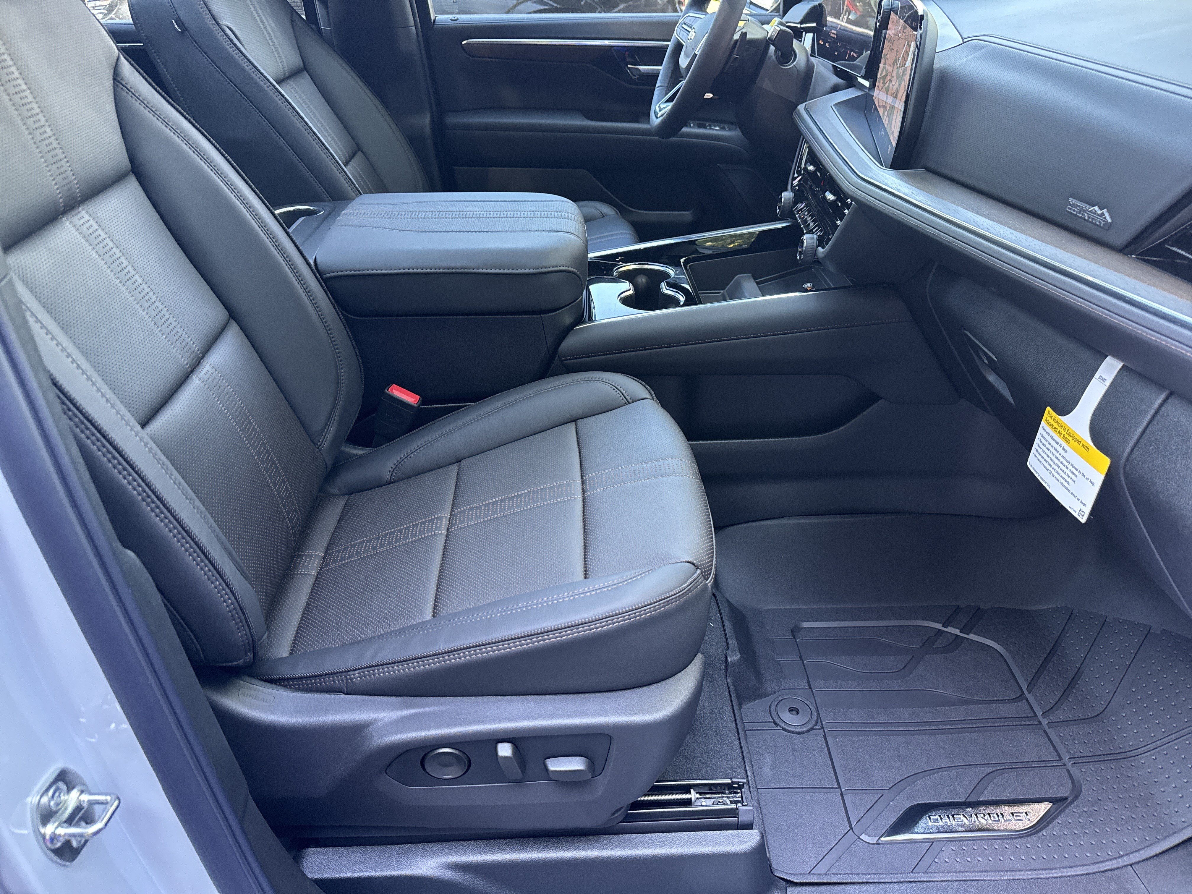New 2027 Chevrolet Tahoe High Country AWD/4WD image 13