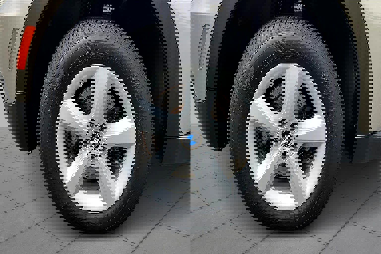 Used 2008 BMW X5 3.0si image 9