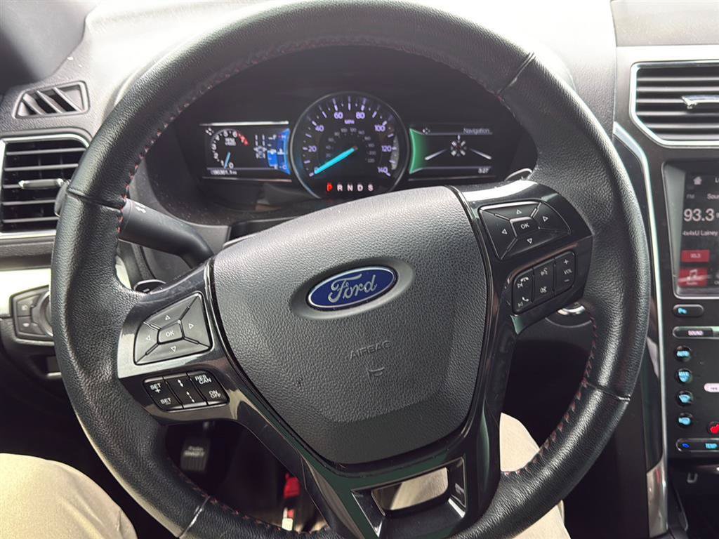 Used 2018 Ford Explorer Sport w/ Ford Safe & Smart Package AWD/4WD image 6