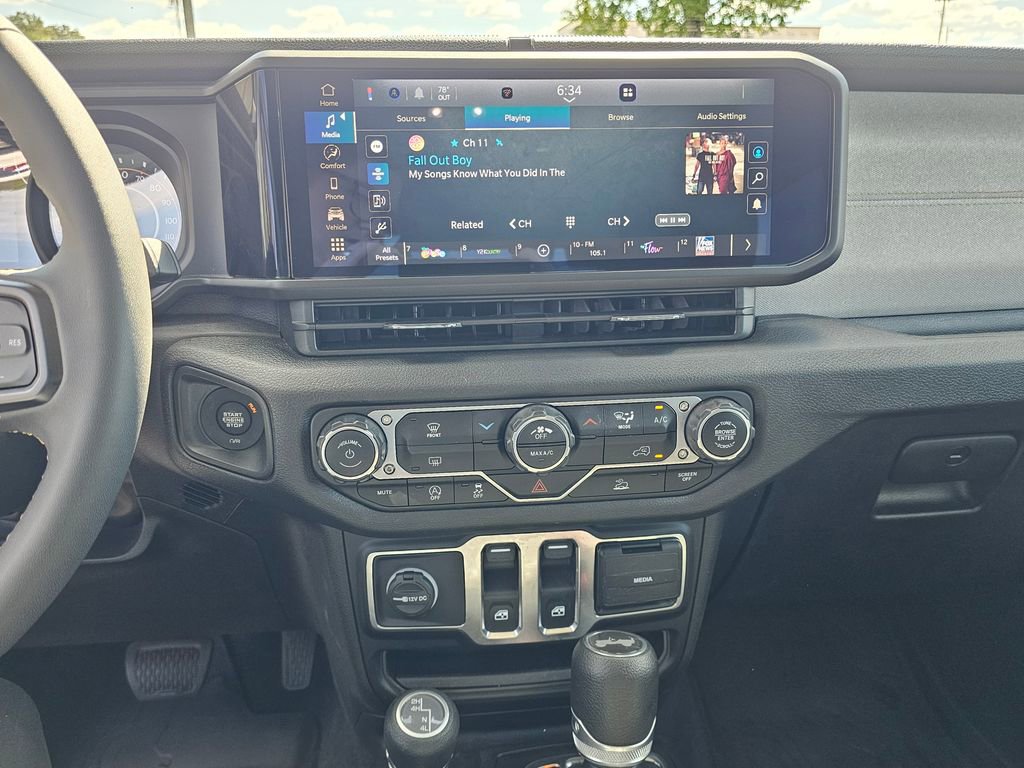 Used 2024 Jeep Wrangler Sport S image 21