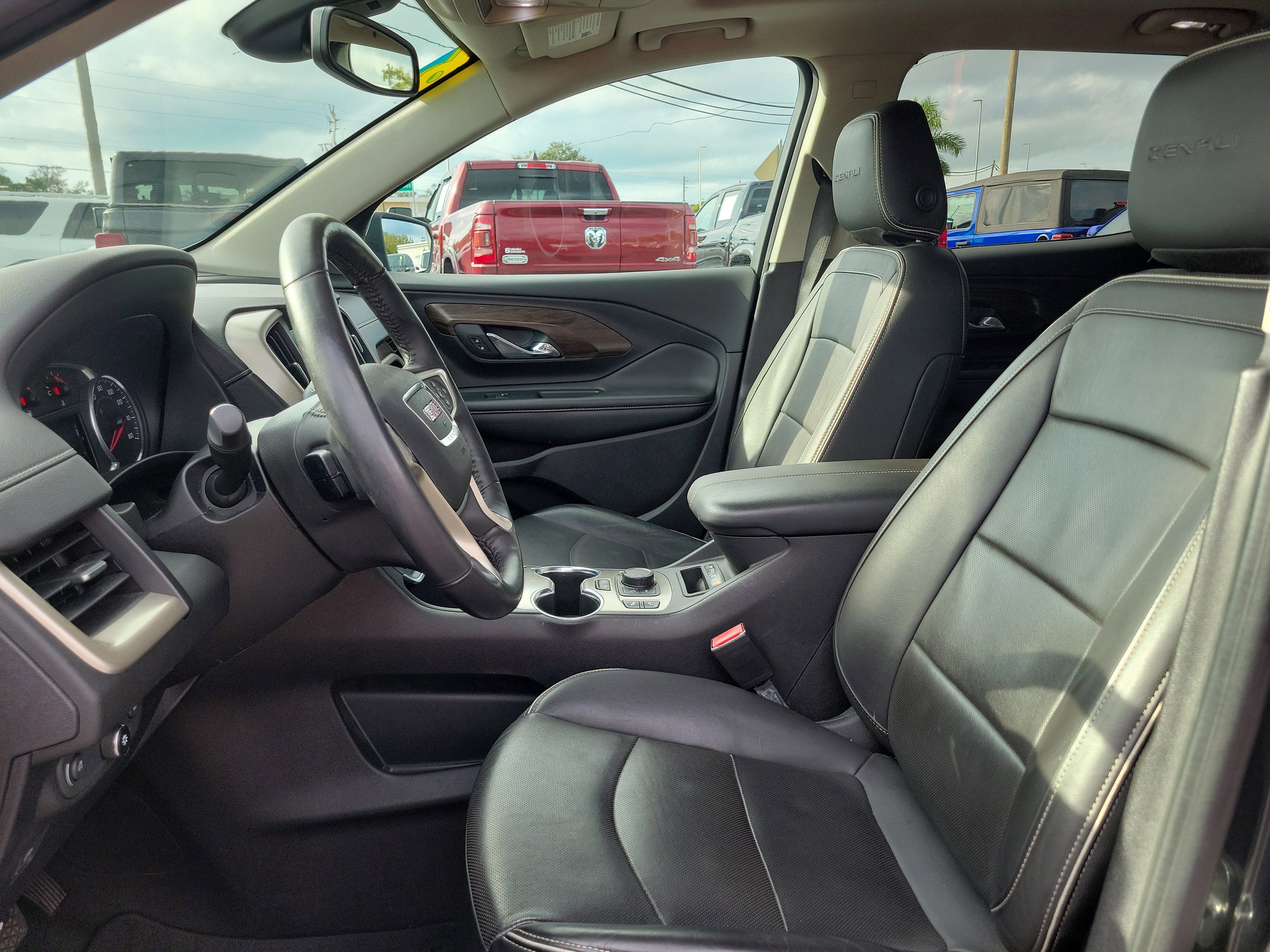 Used 2018 GMC Terrain Denali w/ Advanced Safety Package image 19