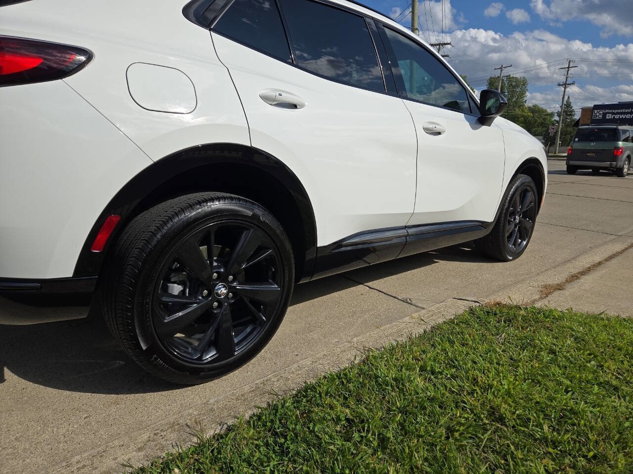 Used 2023 Buick Envision Preferred image 64