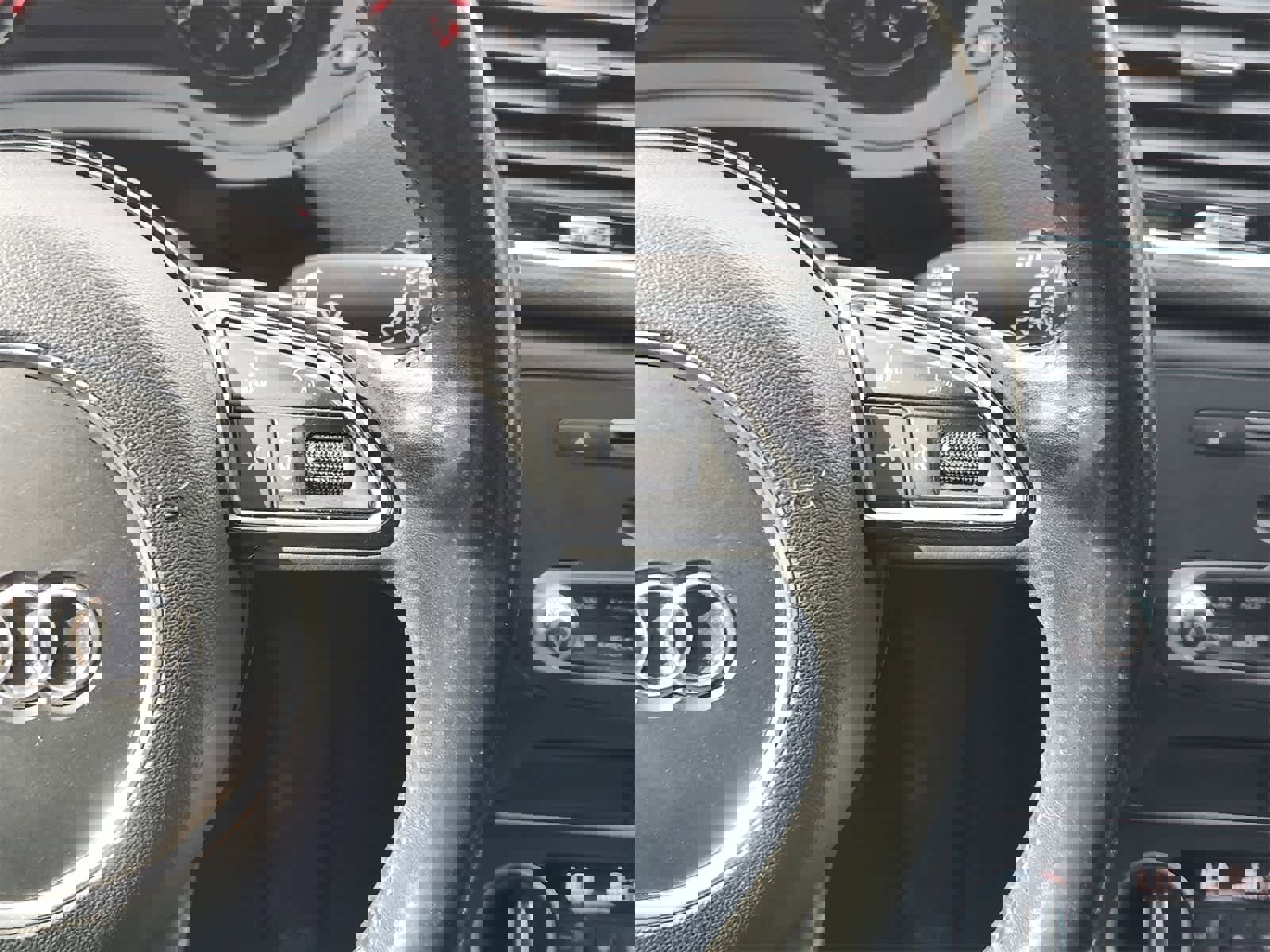 Used 2017 Audi Q3 2.0T Premium Plus w/ Premium Plus Package image 28