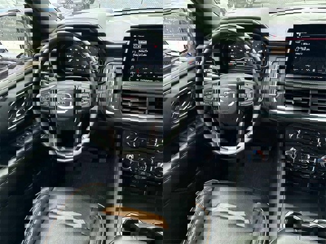 Used 2023 GMC Yukon XL AT4 w/ AT4 Premium Package image 15