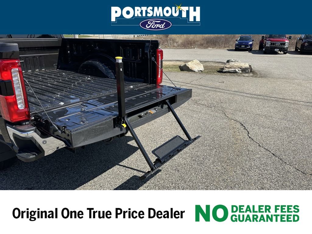 New 2025 Ford F350 Lariat w/ Lariat Ultimate Package image 19