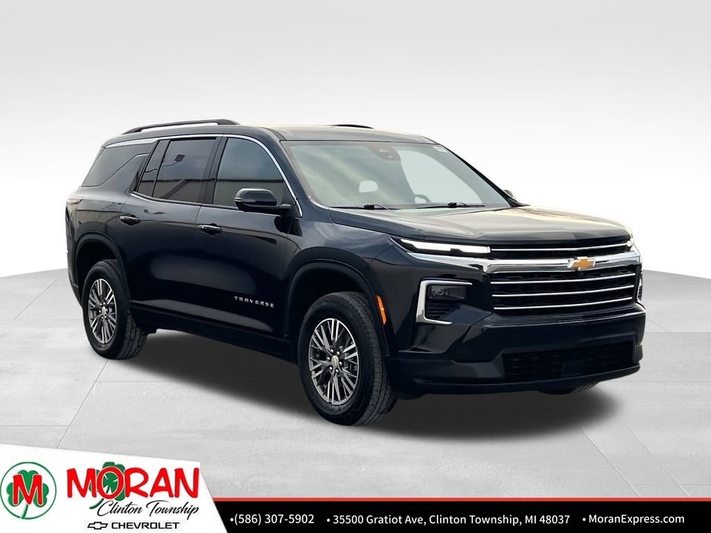 Used 2024 Chevrolet Traverse LT w/ Trailering Package image 8
