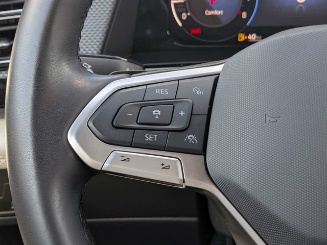 Used 2025 Volkswagen Atlas Cross Sport SEL Premium R-Line AWD/4WD image 27