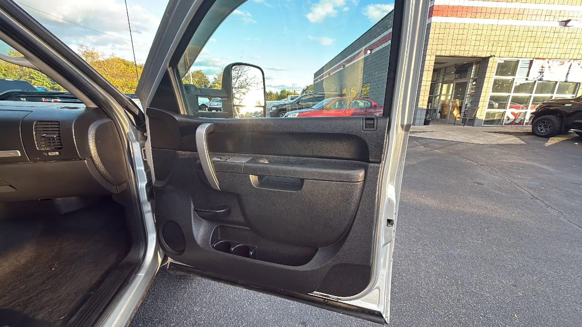 Used 2011 Chevrolet Silverado 1500 LT w/ All-Star Edition image 15