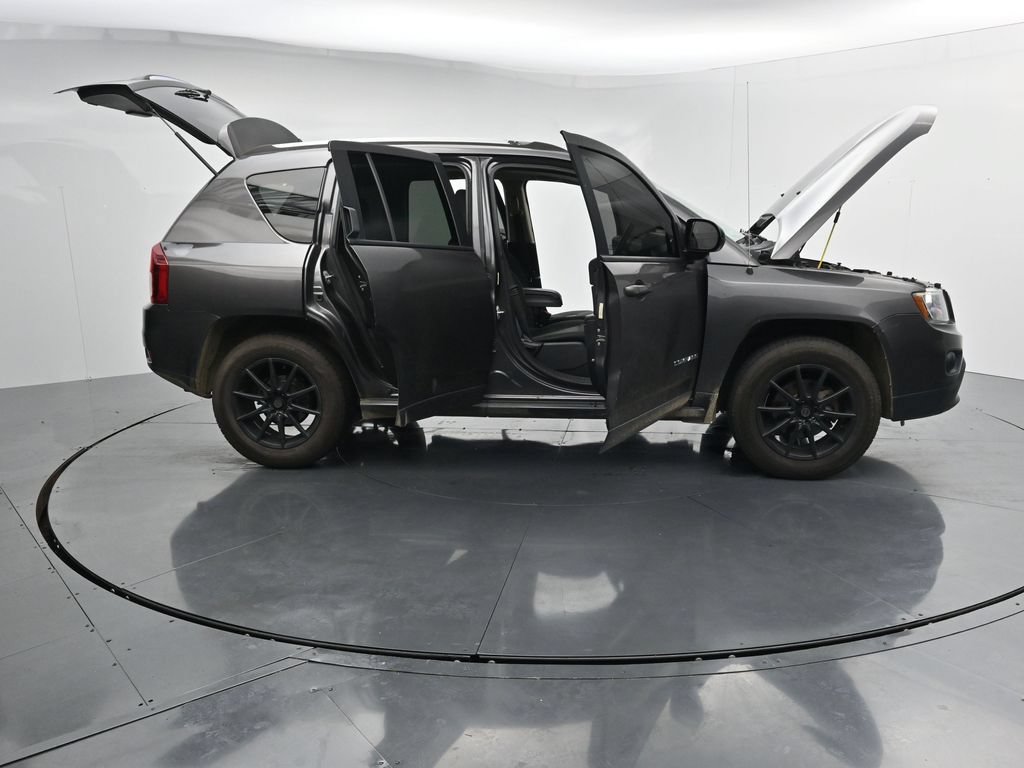Used 2017 Jeep Compass Sport w/ Power Value Group AWD/4WD image 27