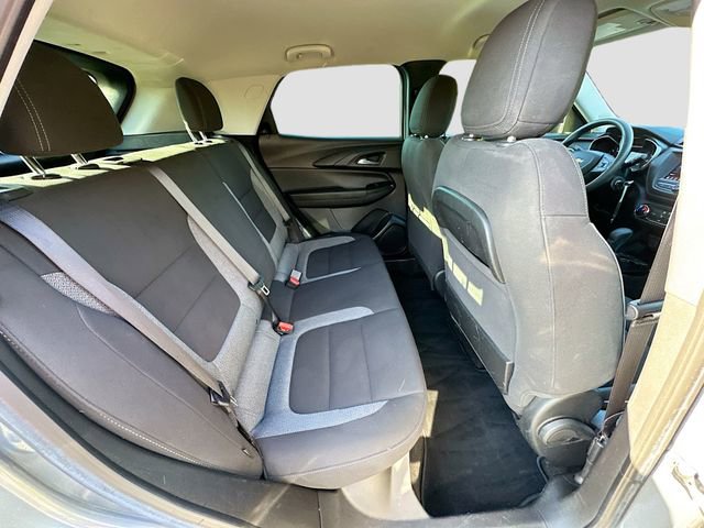Used 2021 Chevrolet TrailBlazer LS image 24