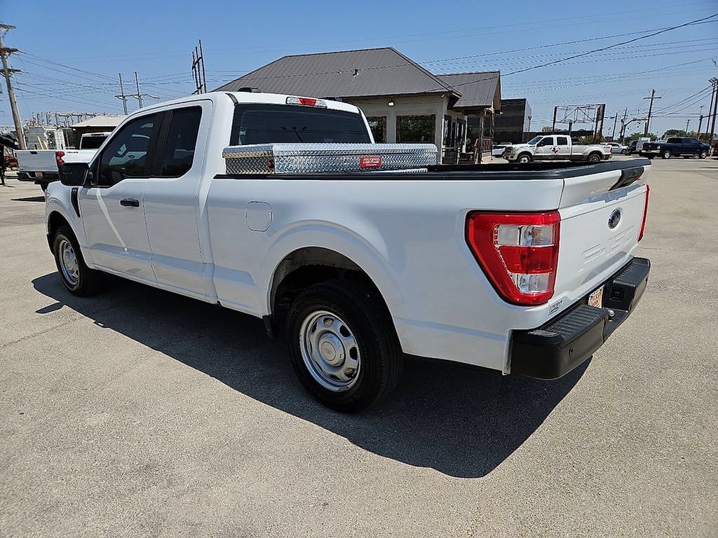 Used 2022 Ford F150 XL w/ Equipment Group 101A High RWD image 4