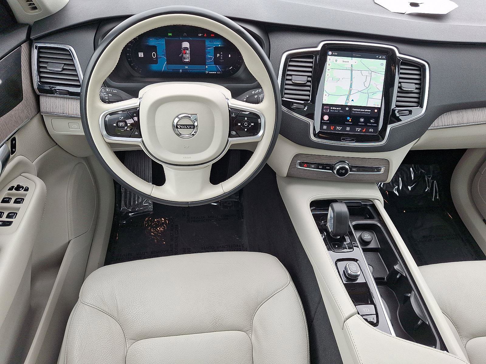 Certified 2023 Volvo XC90 B6 Plus AWD/4WD image 13