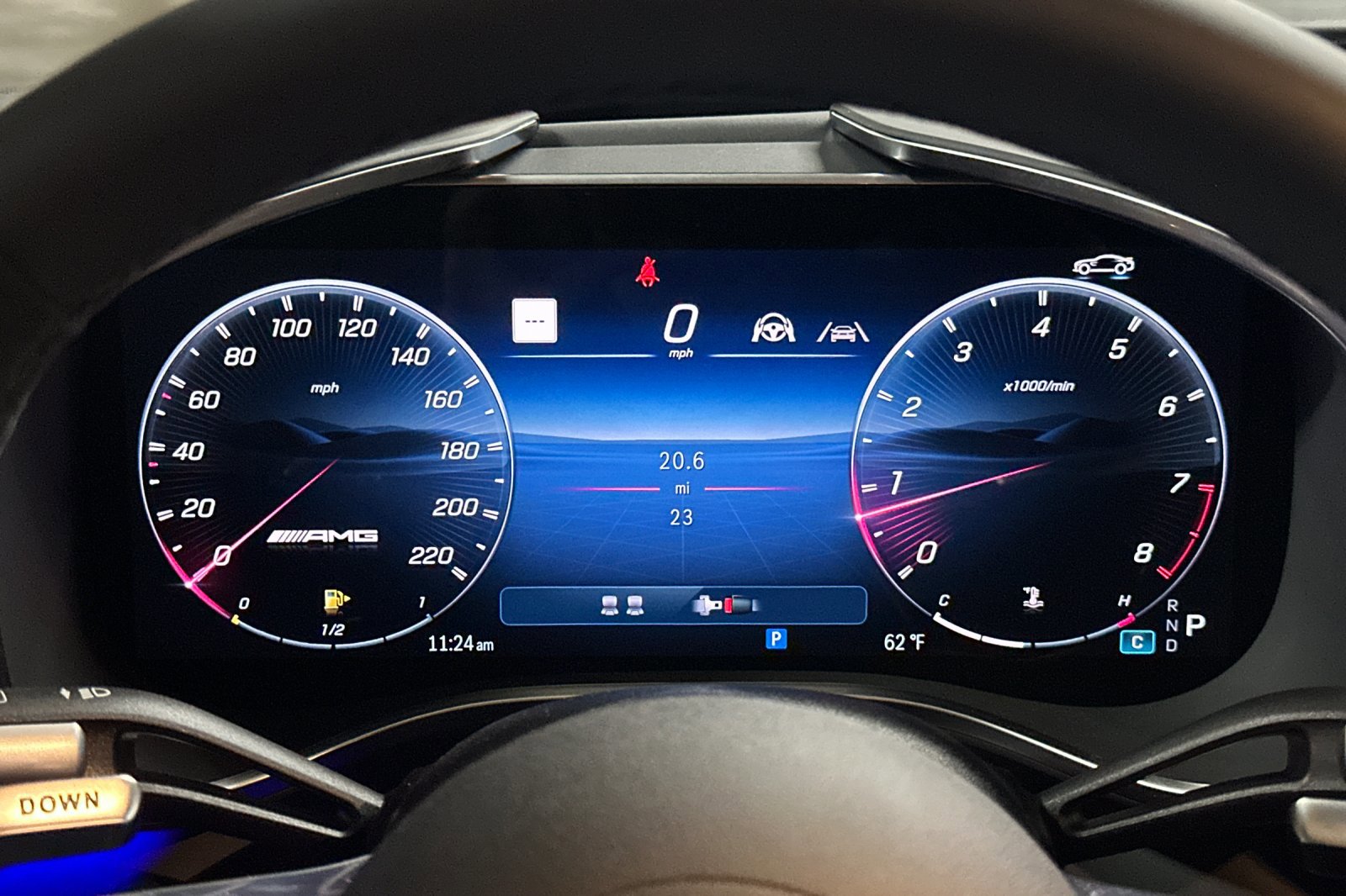 New 2026 Mercedes-Benz SL 63 AMG 4MATIC image 17