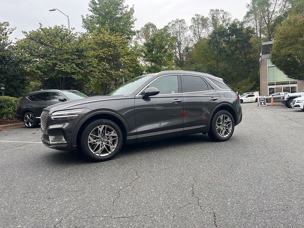 Used 2025 Genesis GV70 2.5T