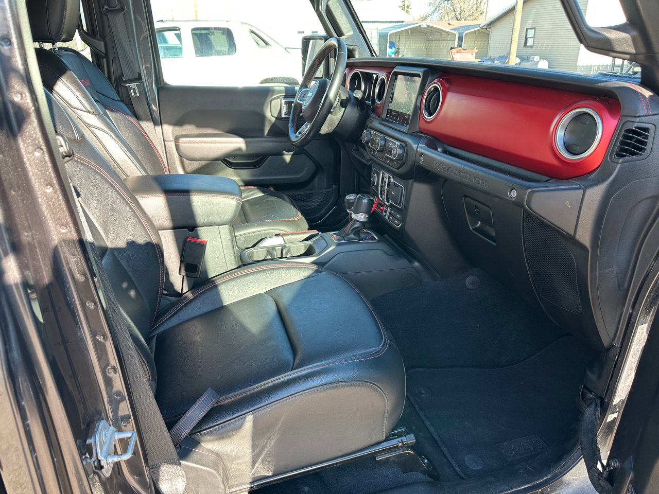 Used 2022 Jeep Wrangler Unlimited Rubicon w/ LED Lighting Group image 31