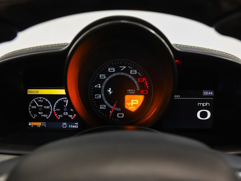 Used 2010 Ferrari 458 Italia Coupe RWD image 53