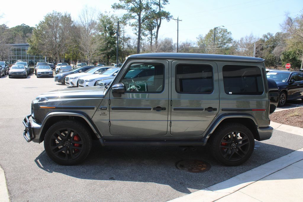 Used 2021 Mercedes-Benz G 63 AMG 4MATIC w/ G Manufaktur Interior Package image 11