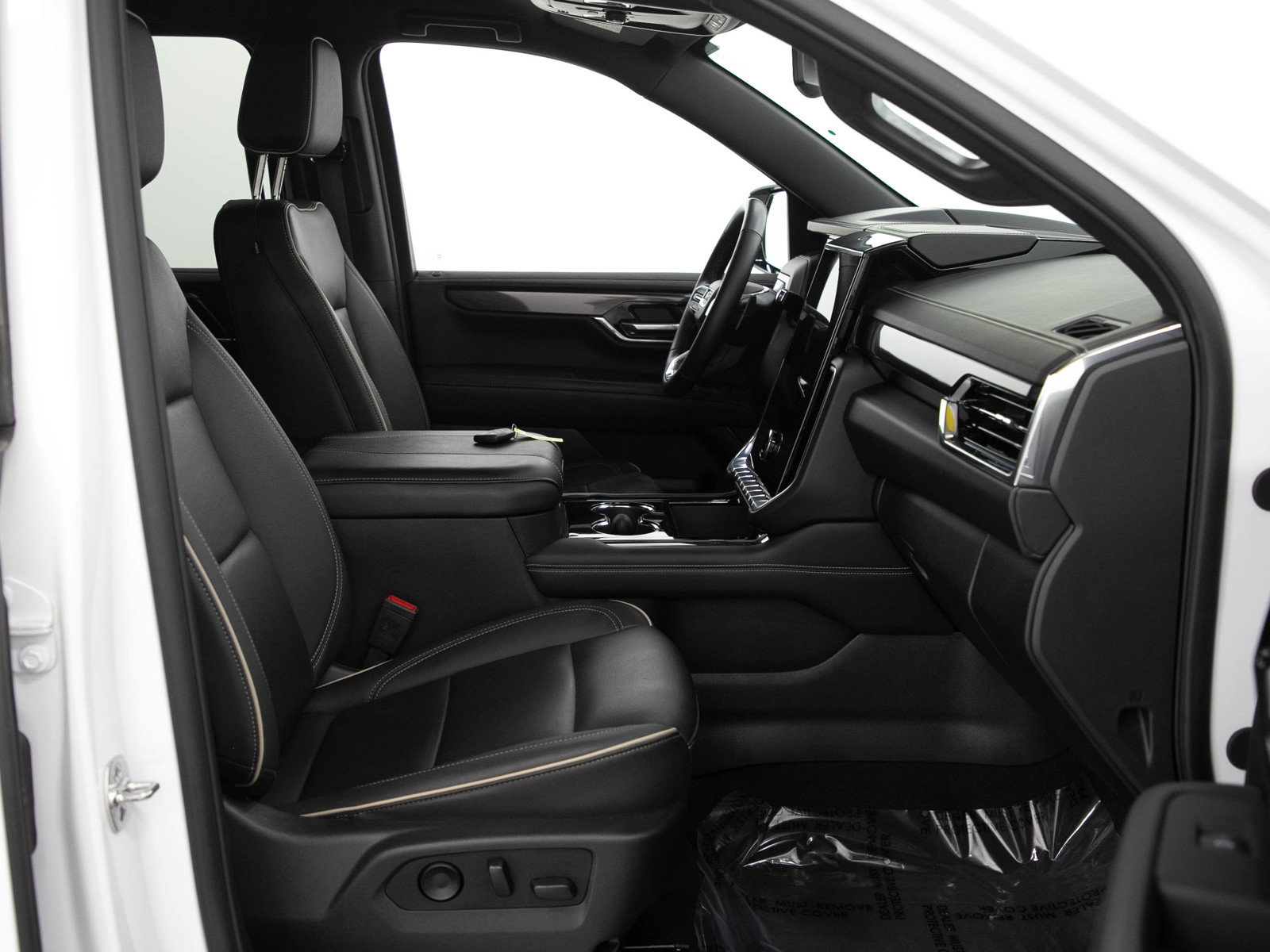 Used 2025 GMC Yukon XL Elevation AWD/4WD image 11