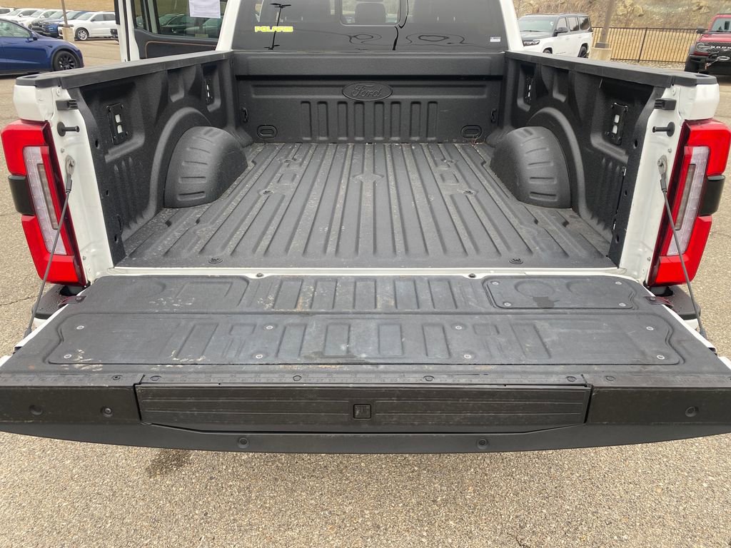 Used 2024 Ford F250 Platinum w/ FX4 Off-Road Package image 23