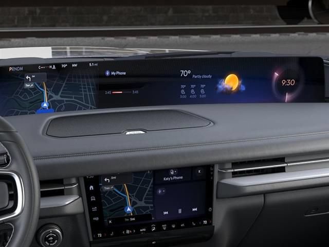 New 2026 Lincoln Navigator Reserve AWD/4WD image 14