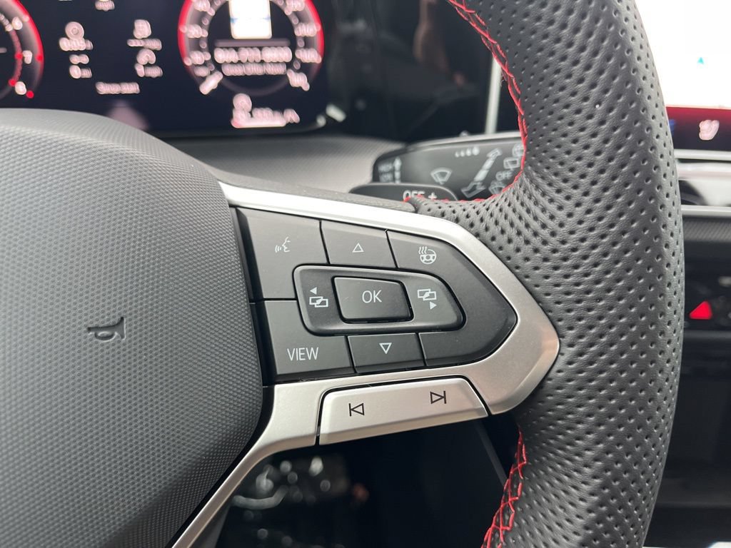 New 2026 Volkswagen GTI SE FWD image 18